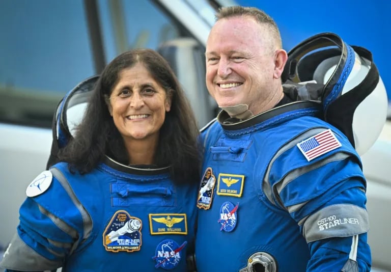 NASA to decide Saturday on return of stranded astronauts